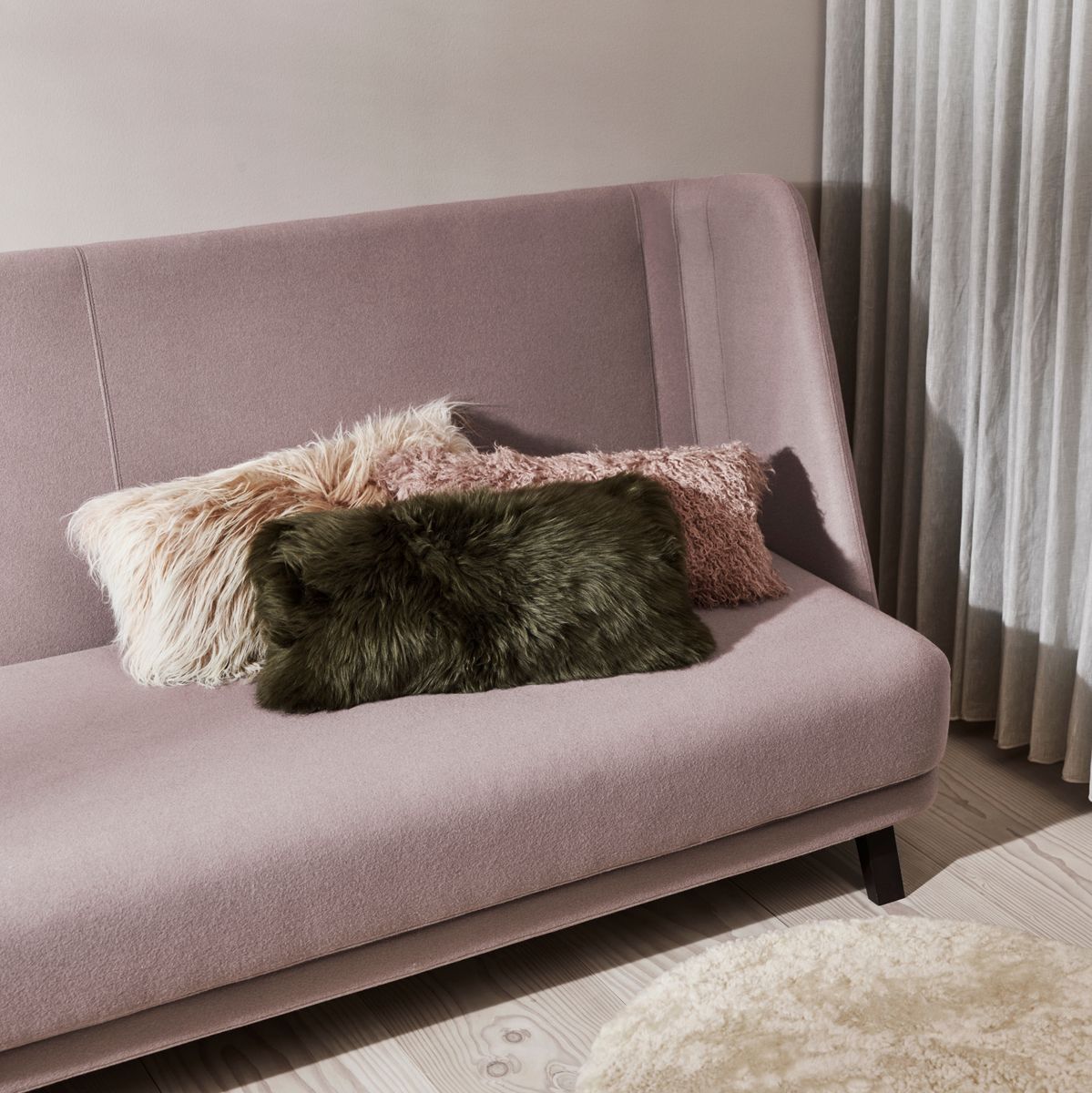 Langharig Schapenvacht Kussen | 28x56 cm Zwart