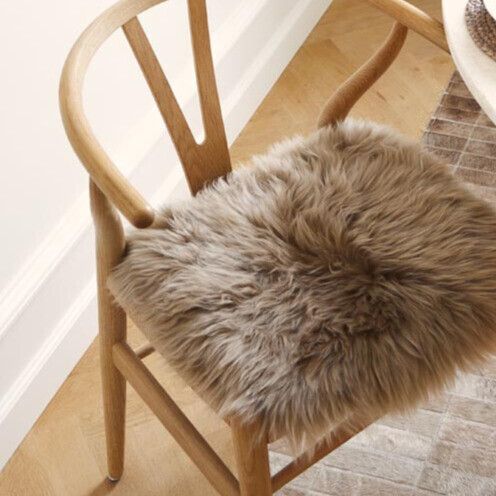 Langharig Schapenvacht Stoel Kussen Zwart