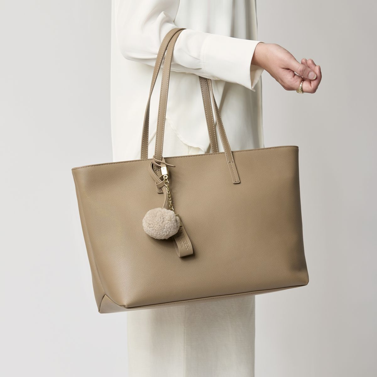Audrey Shopper Beige