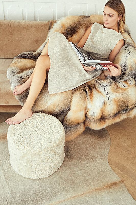 Premium Vos Plaid | Kasjmier Achterkant | Licht Goud |150x150 cm Licht Goud