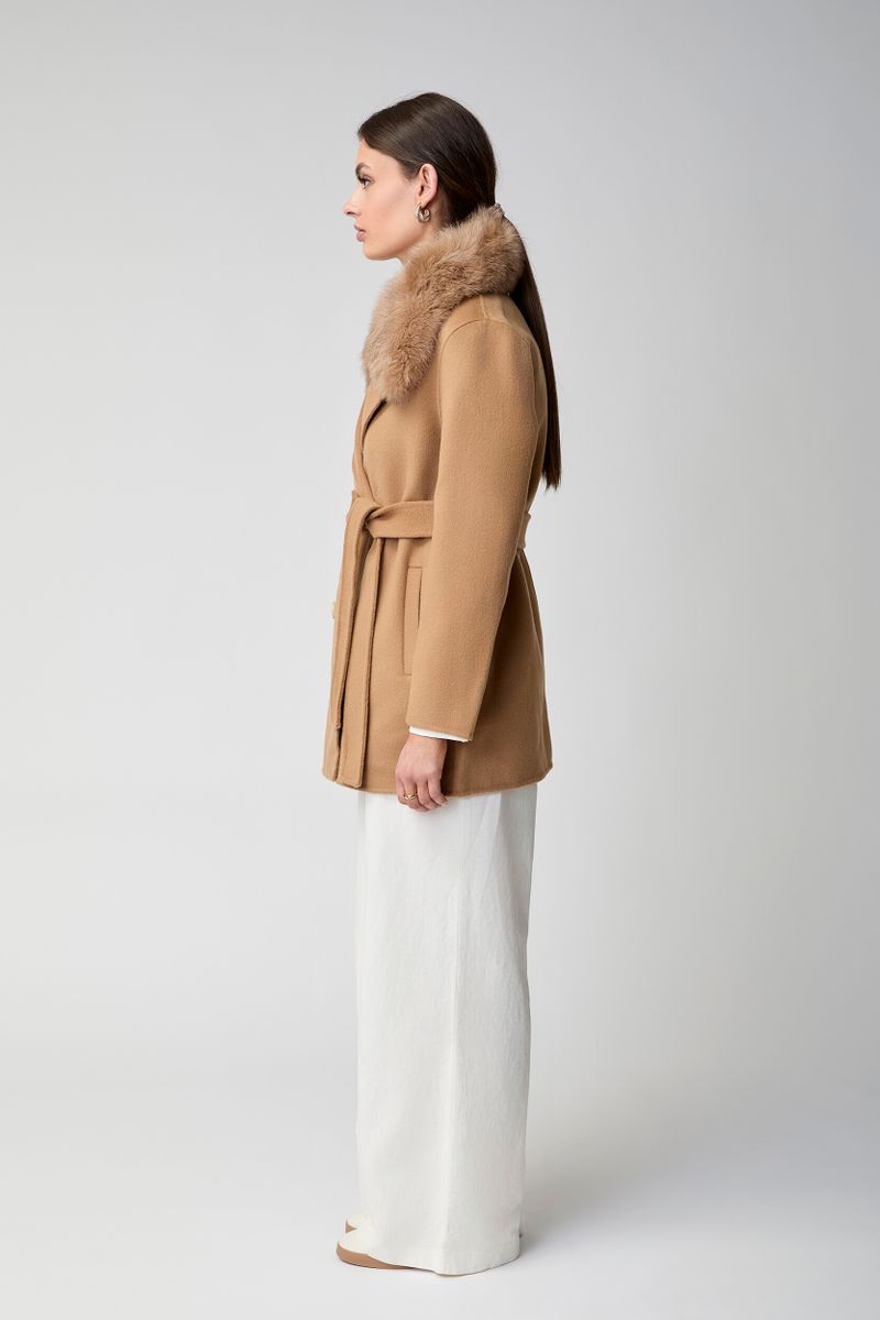 Charlott Jas Camelbruin