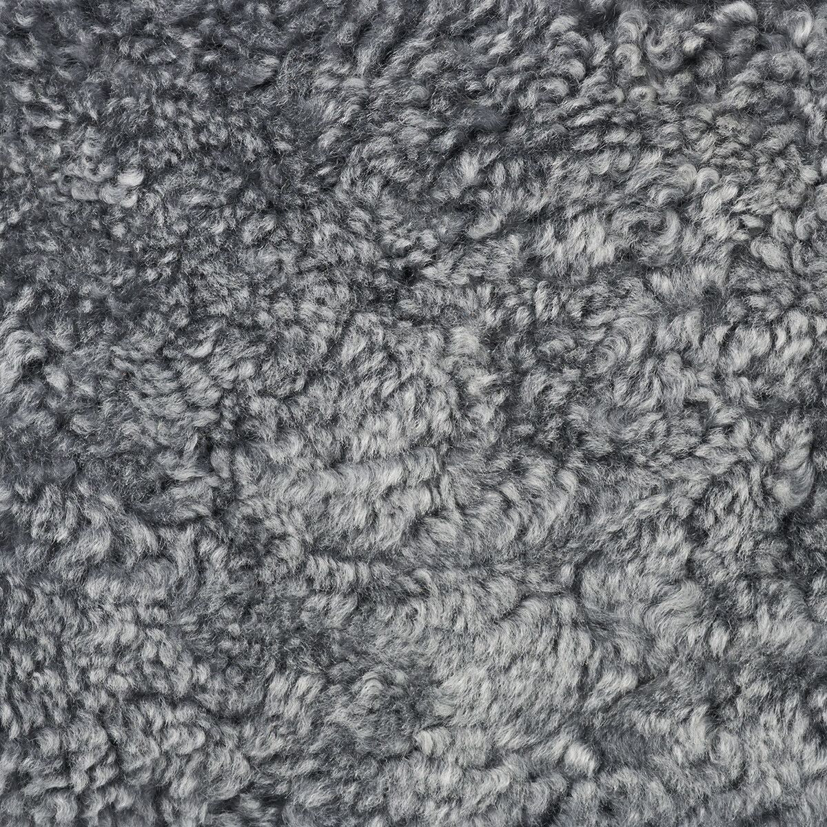 Simon Poef | Kortharige Schapenvacht | D46xH42 cm Licht Grijs