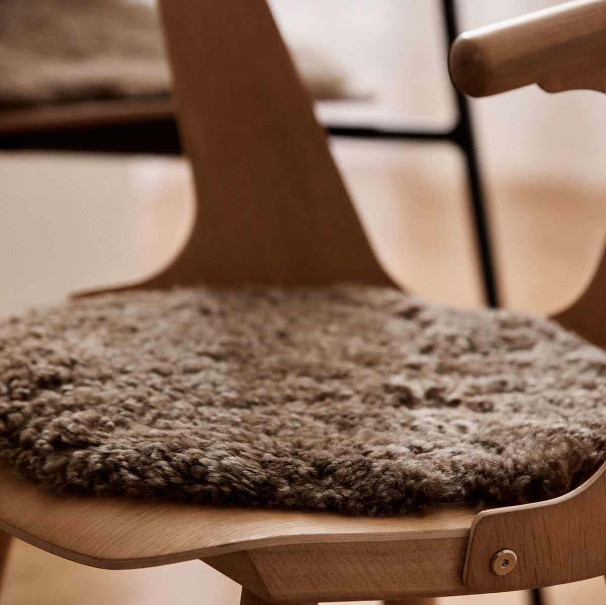 Kortharige Schapenvacht Stoel Cover | Ø34 cm Grafiet