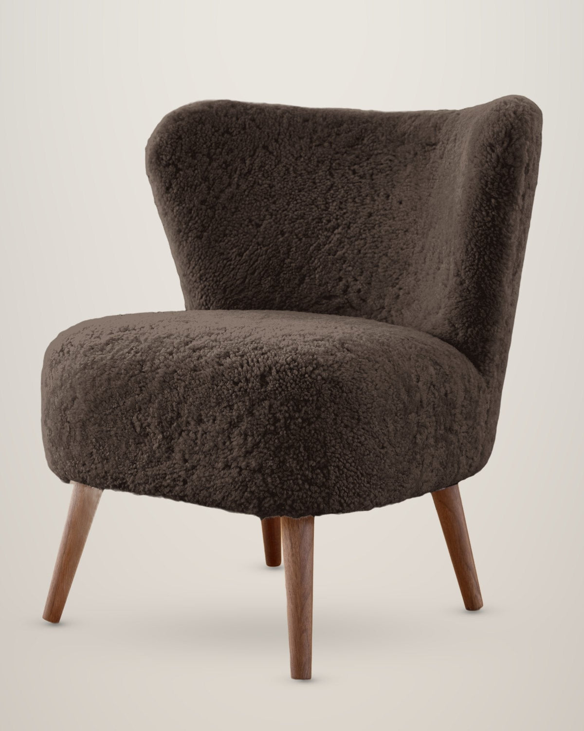 Fauteuil met kortharige lamsvacht – Cappuccino