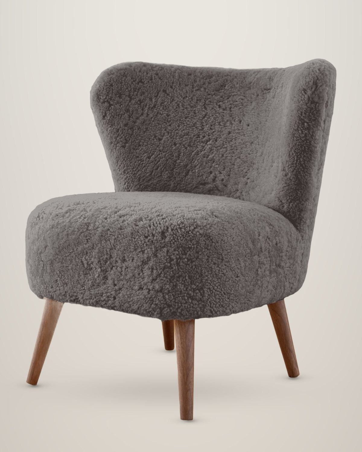 Fauteuil met kortharige lamsvacht – Grafiet